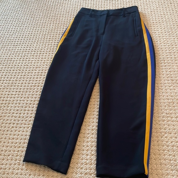 Wilfred Aritzia Jallade Pants with side stripes - Picture 4 of 8